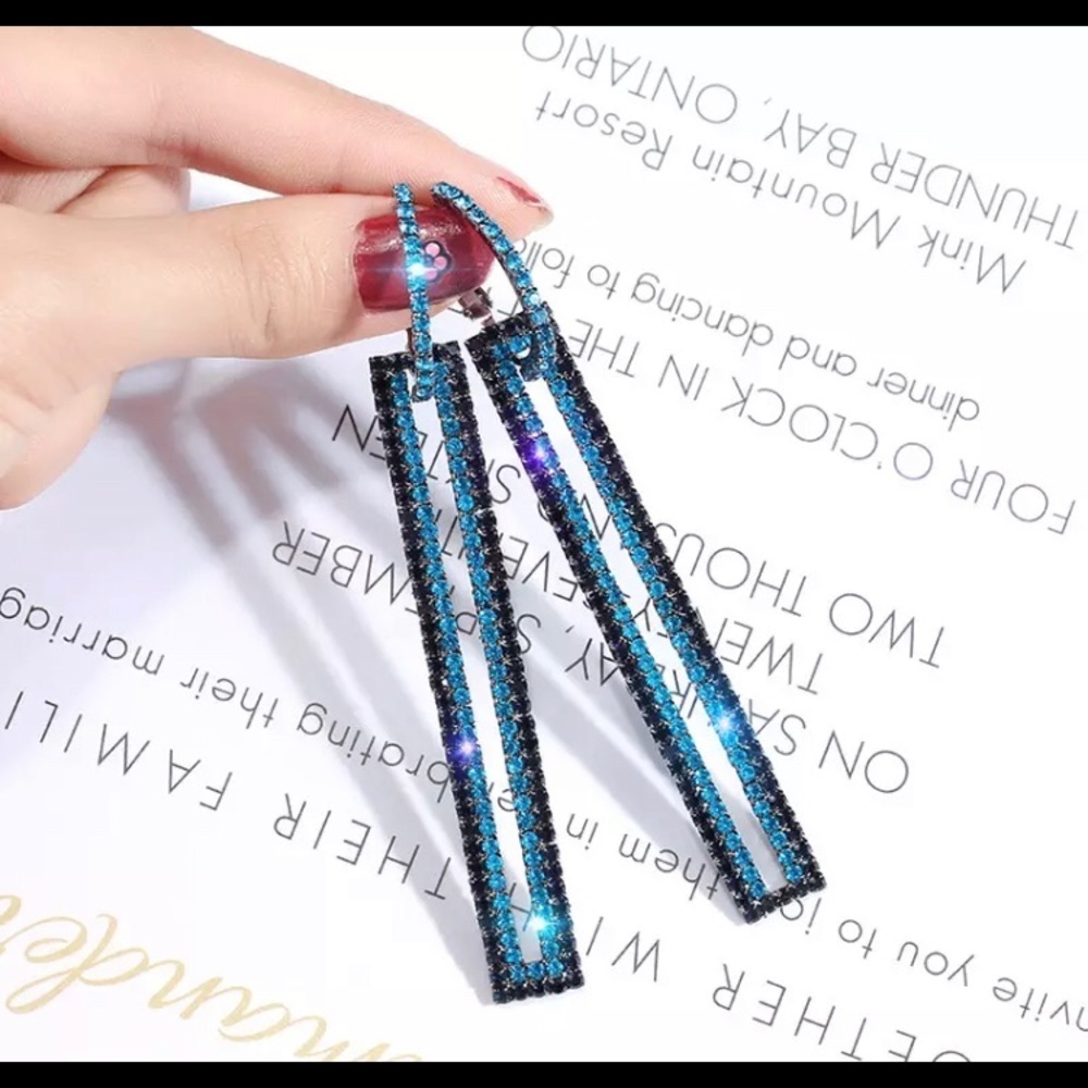 Blue Rhinestones Earrings - Picture 6 of 8